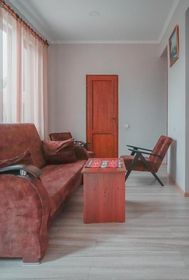 Ana-Maria Bnb Tat'ev Exterior photo
